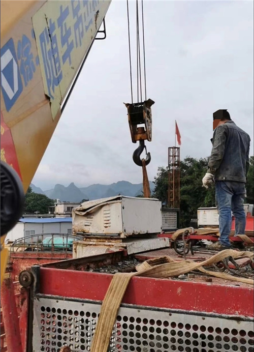 龙港区大件吊装搬运设备常用的施工手势信号解答